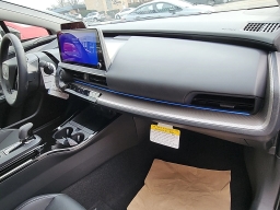 Toyota Prius XLE AWD (Natl) 2026