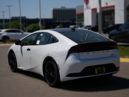 Toyota Prius Nightshade AWD (Natl) 2026