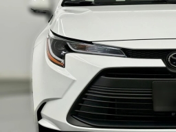 Toyota Corolla LE CVT (Natl) 2026