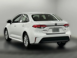 Toyota Corolla LE CVT (Natl) 2026