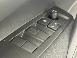 Toyota Corolla LE CVT (Natl) 2026