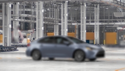 Toyota Corolla LE CVT (Natl) 2026