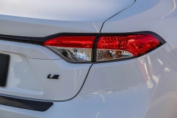 Toyota Corolla LE CVT (Natl) 2026