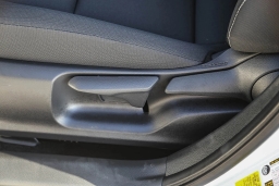 Toyota Corolla LE CVT (Natl) 2026