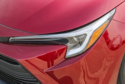 Toyota Corolla Hybrid LE FWD (Natl) 2026