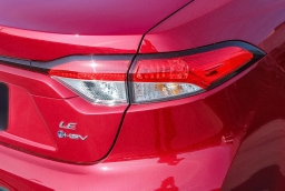 Toyota Corolla Hybrid LE FWD (Natl) 2026