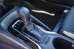 Toyota Corolla Hybrid LE FWD (Natl) 2026