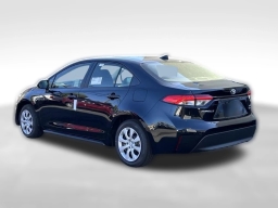 Toyota Corolla Hybrid LE FWD (Natl) 2026
