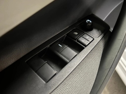 Toyota Corolla Hybrid LE FWD (Natl) 2026