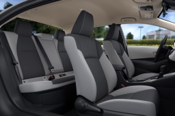 Toyota Corolla Hybrid LE FWD (Natl) 2026