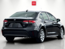 Toyota Corolla Hybrid LE FWD (Natl) 2026