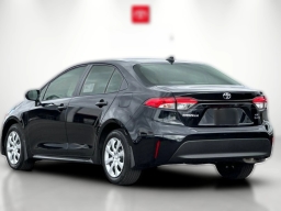 Toyota Corolla Hybrid LE FWD (Natl) 2026