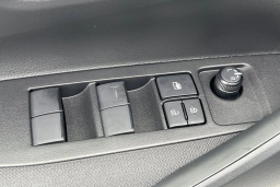 Toyota Corolla Hybrid LE FWD (Natl) 2026