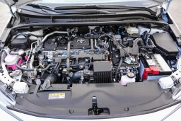 Toyota Corolla Hybrid SE FWD (Natl) 2026