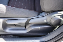 Toyota Corolla Hybrid SE FWD (Natl) 2026