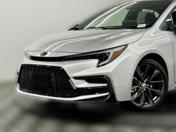 Toyota Corolla SE CVT (Natl) 2026