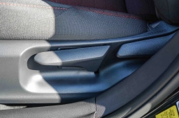 Toyota Corolla SE CVT (Natl) 2026