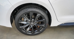 Toyota Corolla SE CVT (Natl) 2026