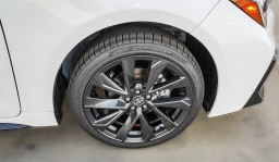 Toyota Corolla SE CVT (Natl) 2026