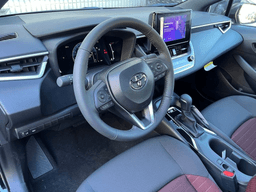 Toyota Corolla SE CVT (Natl) 2026