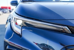 Toyota Corolla SE CVT (Natl) 2026