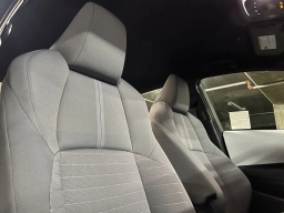 Toyota Corolla SE CVT (Natl) 2026