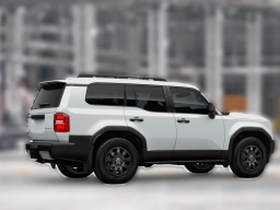 Toyota Land Cruiser 4WD (Natl) 2026