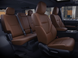 Toyota Land Cruiser 4WD (Natl) 2026