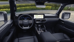 Toyota Land Cruiser 4WD (Natl) 2026