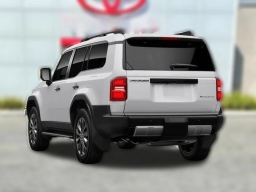 Toyota Land Cruiser 4WD (Natl) 2026