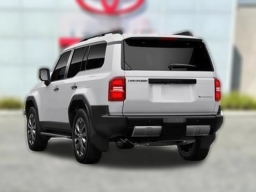 Toyota Land Cruiser 4WD (Natl) 2026