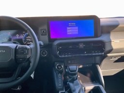 Toyota Land Cruiser 4WD (Natl) 2026