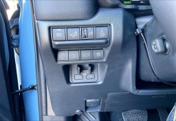 Toyota Land Cruiser 4WD (Natl) 2026