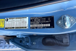 Toyota Land Cruiser 4WD (Natl) 2026