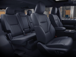 Toyota Land Cruiser 4WD (Natl) 2026