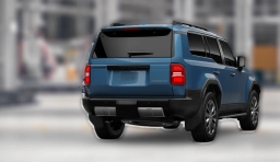 Toyota Land Cruiser 4WD (Natl) 2026