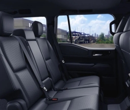 Toyota Land Cruiser 4WD (Natl) 2026