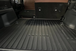 Toyota Land Cruiser 4WD (Natl) 2026