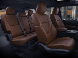 Toyota Land Cruiser 4WD (Natl) 2026