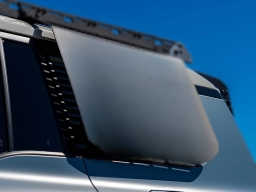 Toyota Land Cruiser 4WD (Natl) 2026