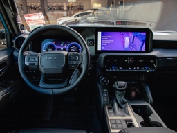 Toyota Land Cruiser 4WD (Natl) 2026