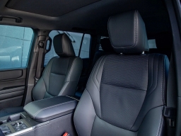 Toyota Land Cruiser 4WD (Natl) 2026