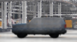 Toyota Land Cruiser 4WD (Natl) 2026