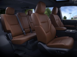 Toyota Land Cruiser 4WD (Natl) 2026