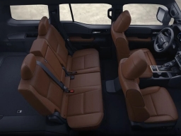 Toyota Land Cruiser 4WD (Natl) 2026