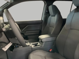 Toyota 4Runner SR5 2WD (Natl) 2026