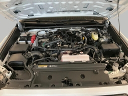 Toyota 4Runner SR5 2WD (Natl) 2026