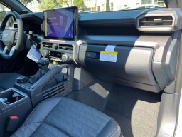 Toyota 4Runner TRD Sport Premium 4WD (Natl) 2026