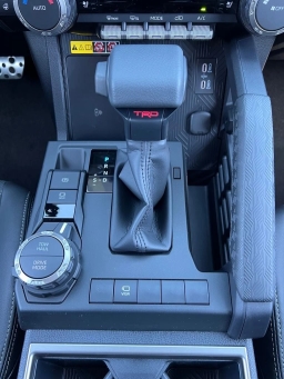 Toyota 4Runner TRD Sport Premium 4WD (Natl) 2026