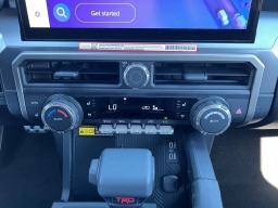 Toyota 4Runner TRD Sport Premium 4WD (Natl) 2026